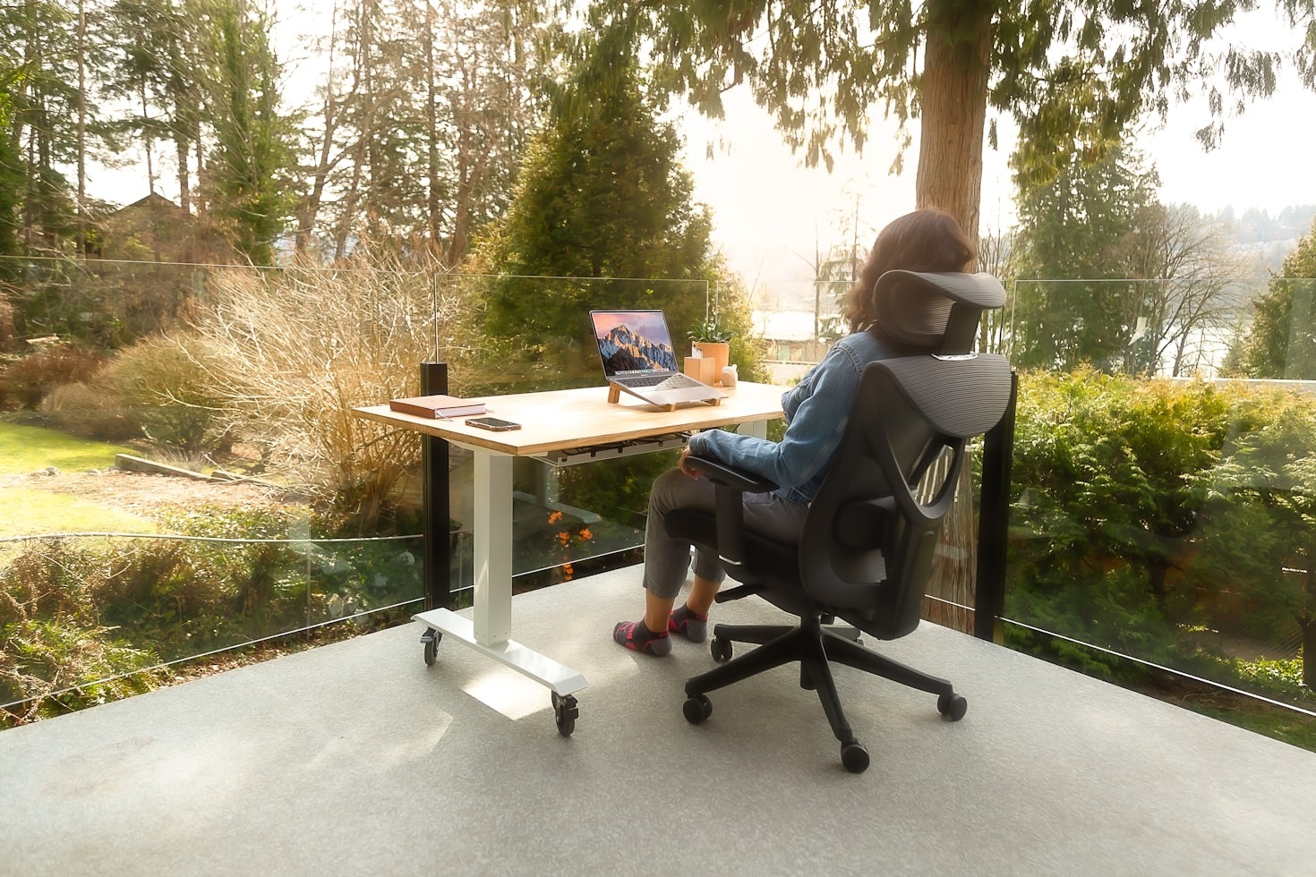 So gestalten Sie Ihr Home-Office rückenschonend und effizient